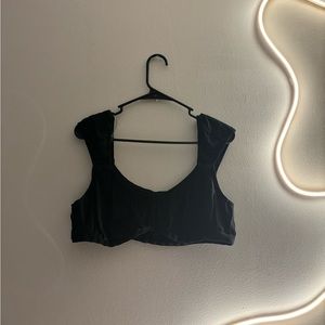 WILD FABLE BLACK RUSCHED CROP TOP